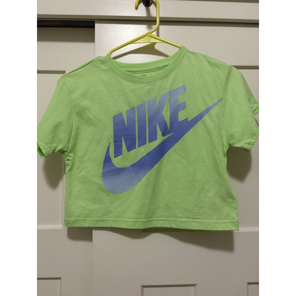 Girls 5/6 Nike Crop Top-New Without Tags